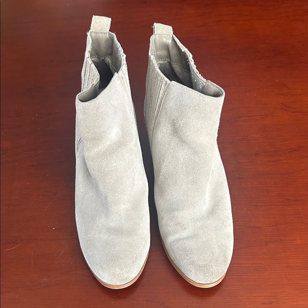 INC International Concepts Gray Suede Boots